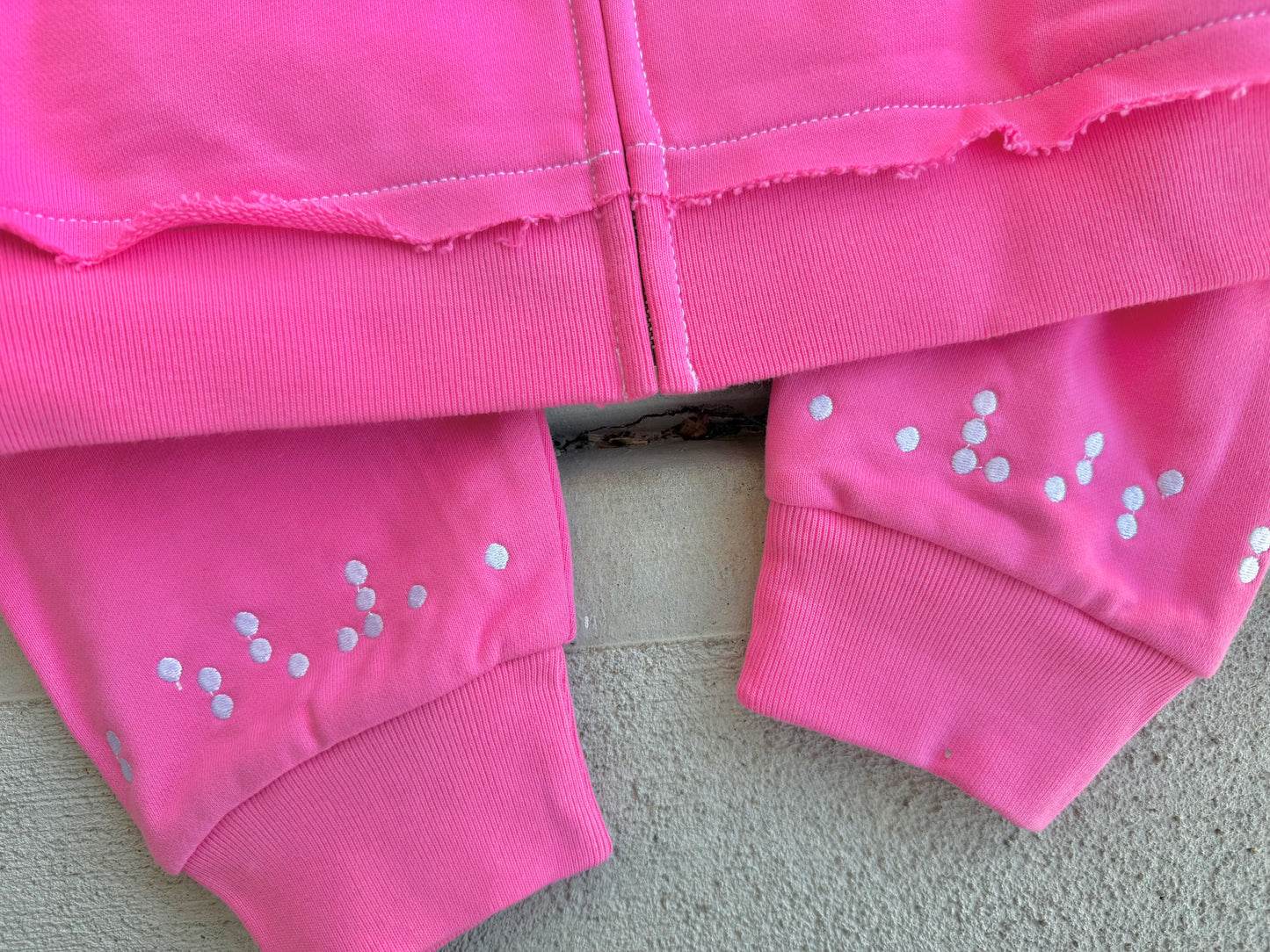 𝓟𝓲𝓷𝓴 𝓵𝓮𝓶𝓸𝓷𝓪𝓭𝓮 (standard)